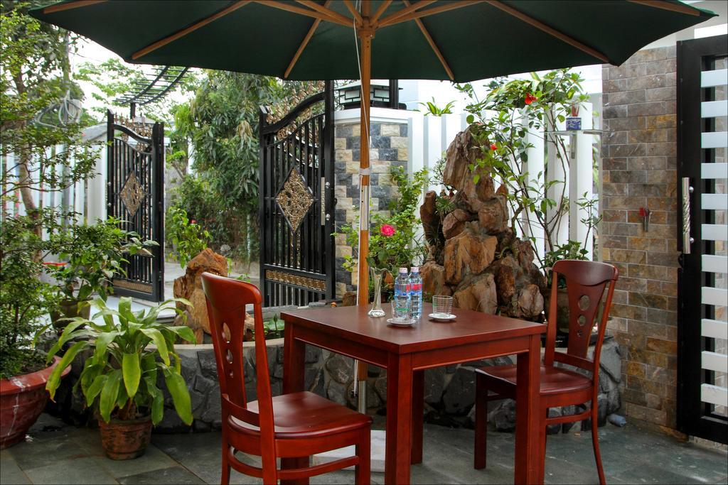 Flame Flowers Homestay Hoi An Exterior photo
