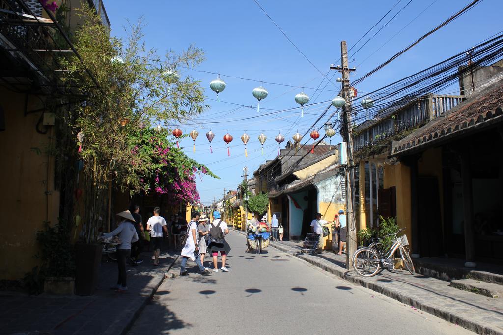 Flame Flowers Homestay Hoi An Exterior photo