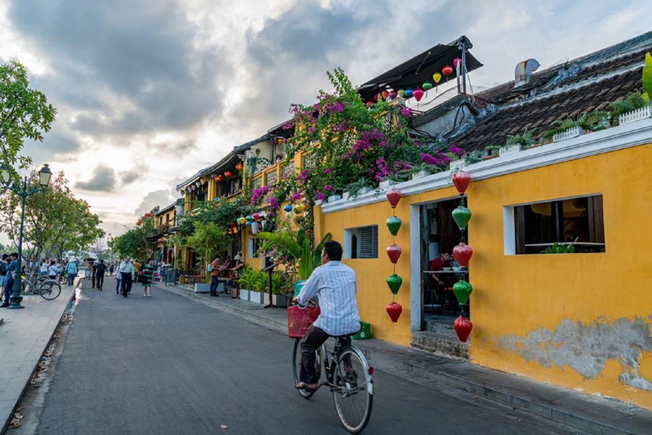 Flame Flowers Homestay Hoi An Exterior photo
